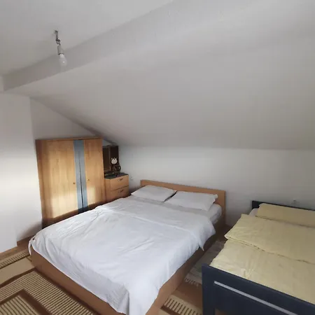 House Crkvina Srednji Busevic