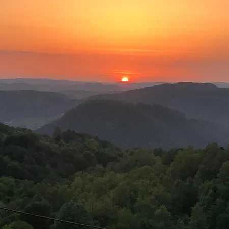 House Crkvina בית כפרי