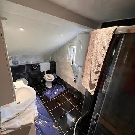 House Crkvina בית כפרי *