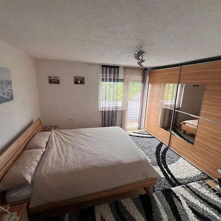 House Crkvina Kır Evi *