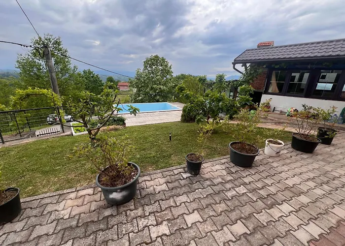 House Crkvina 乡村民宿 *