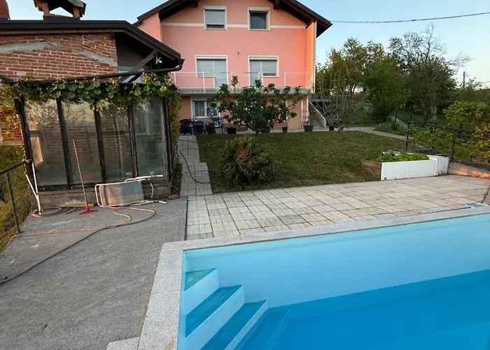 House Crkvina * Srednji Busevic